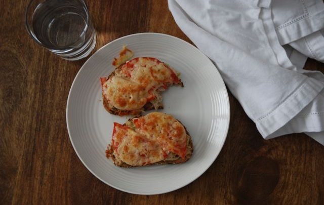 How to: Quickie Meal – Classic Tuna Melts