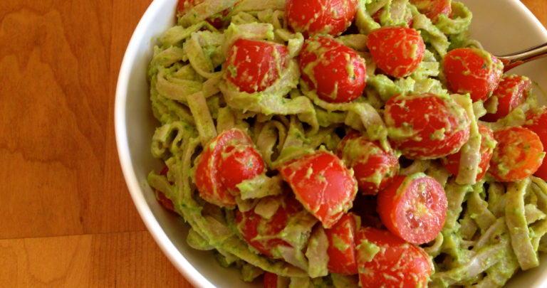 How To: Quickie Meal – Fettuccine with Creamy Avocado Sauce